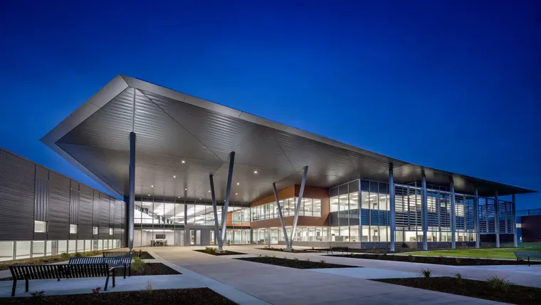 Pacific Northwest National Laboratory Energy Sciences Center exterior at night