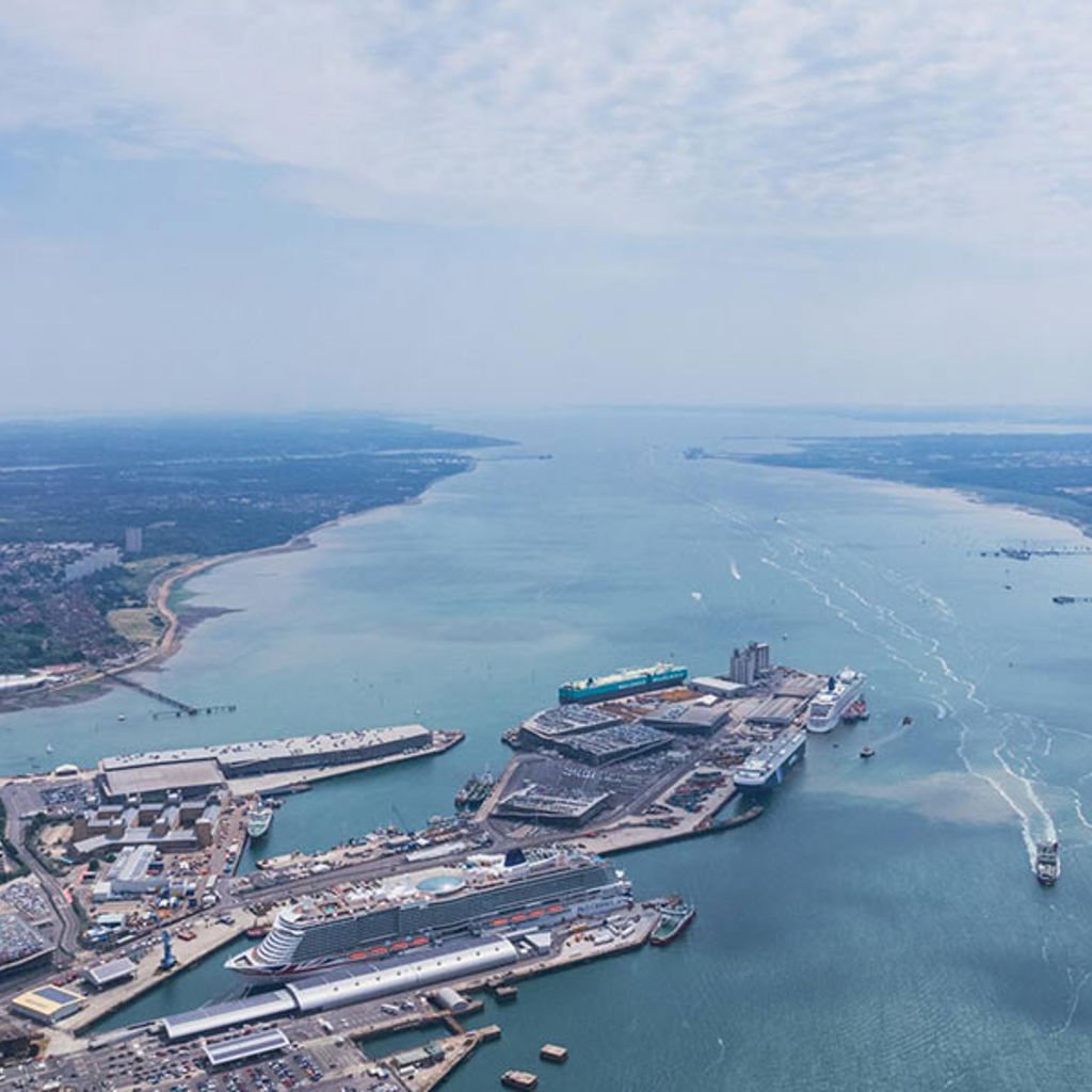 Image of shipping port and boats