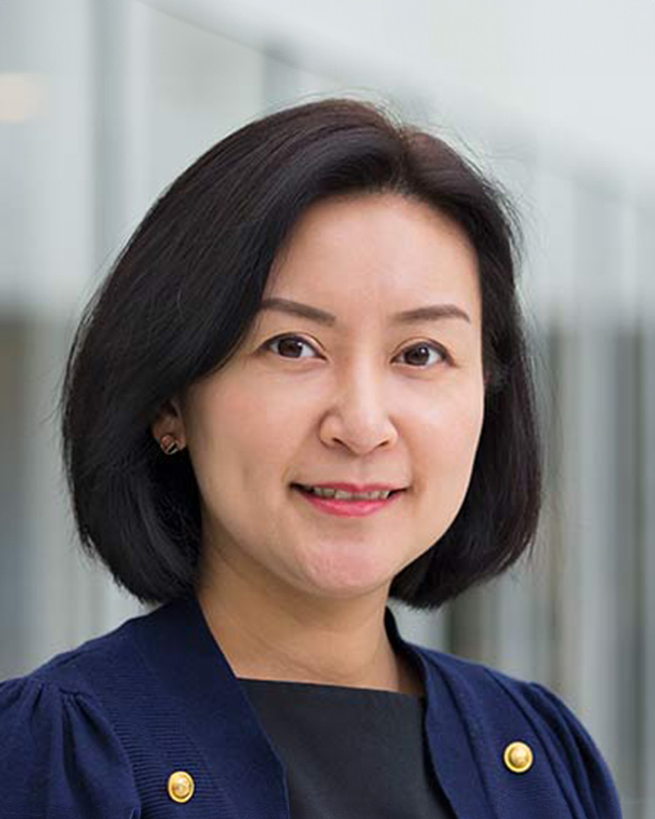 Elise Chan, Arup