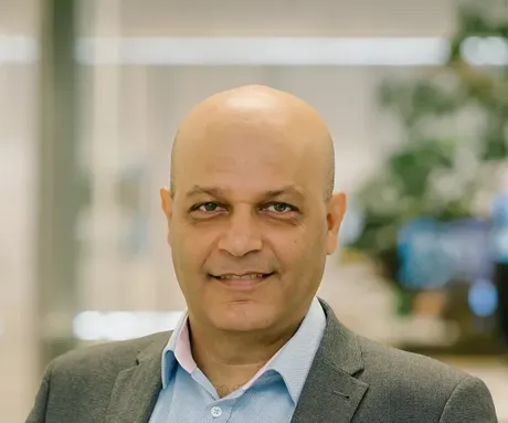 Poya Rasekhi