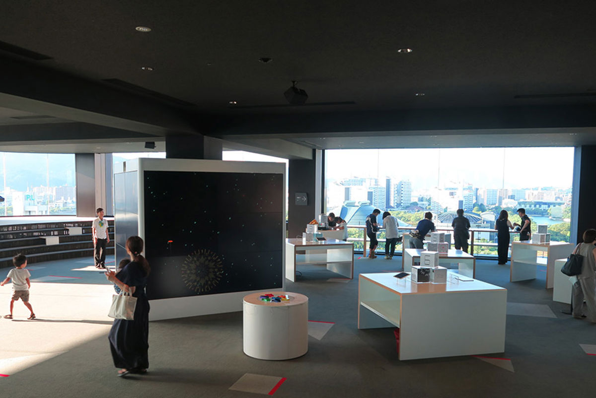 People inside the Orizuru Tower