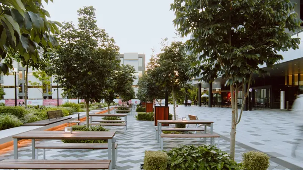 Central courtyard at Macquarie University