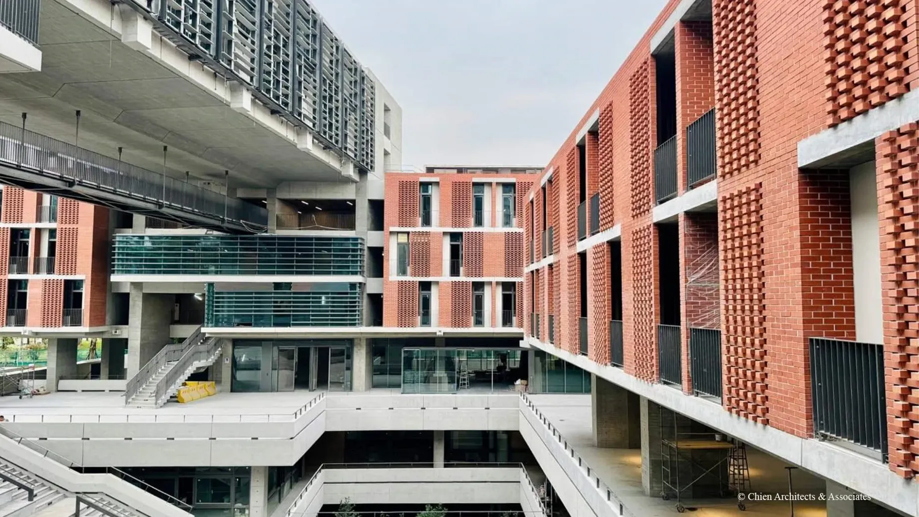 Exterior view of the National Taiwan University Humanities Building