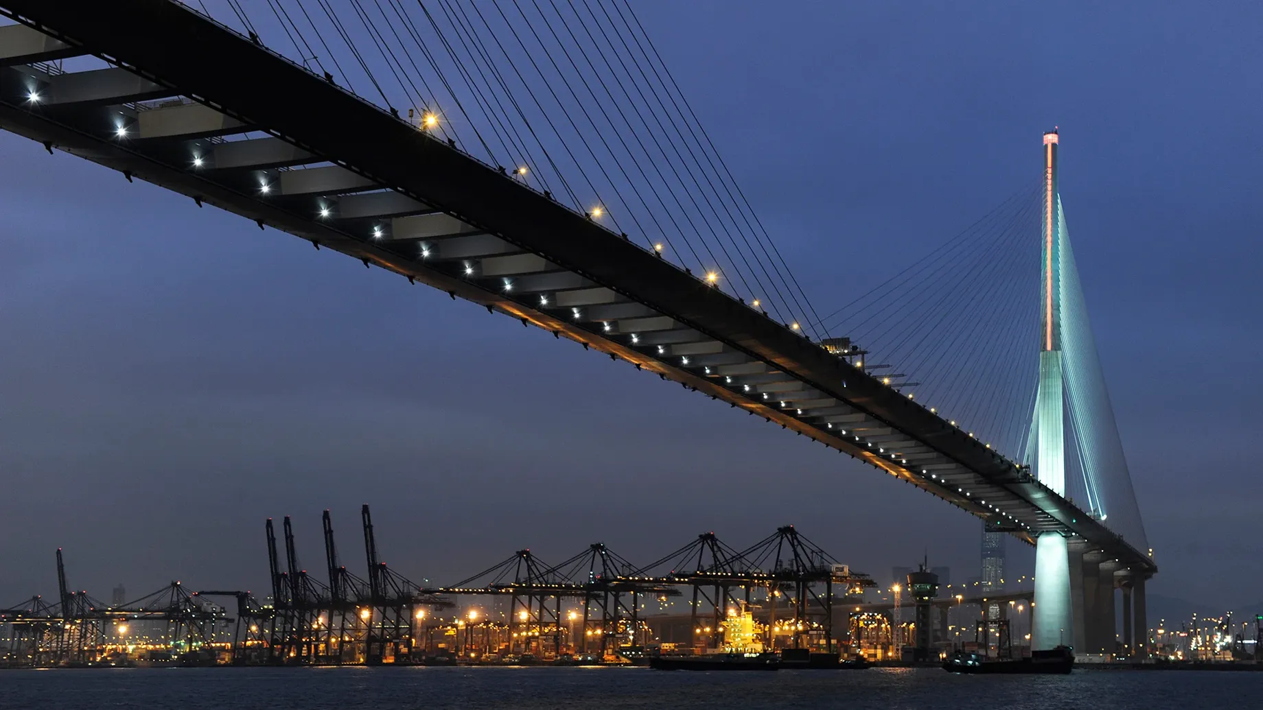 A close up of Stonecutters Bridge. Credit: John Nye