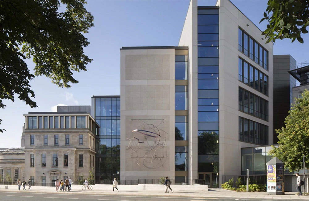 Sir William Henry Bragg building, Leeds University